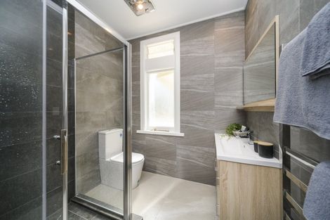 Photo of property in 17 Stewart Crescent, Hokowhitu, Palmerston North, 4410