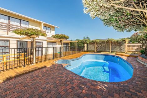 Photo of property in 12 Akepiro Place, Tawhero, Whanganui, 4501