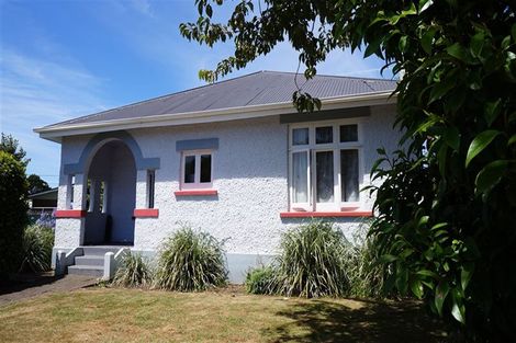 Photo of property in 56 Waihi Road, Hawera, 4610
