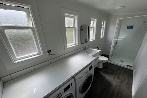 Photo of property in 212 The Terrace, Wellington Central, Wellington, 6011