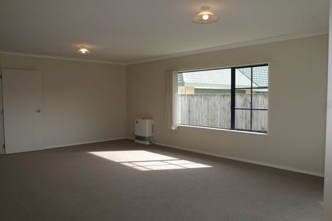 Photo of property in 108 Weggery Drive, Waikanae Beach, Waikanae, 5036