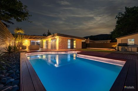 Photo of property in 25 Kopara Grove, Stokes Valley, Lower Hutt, 5019