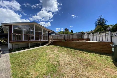 Photo of property in 4 Roband Avenue, Glenfield, Auckland, 0629