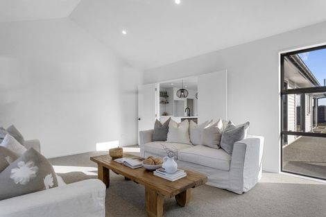 Photo of property in 15 Bob Reid Crescent, Darfield, 7571