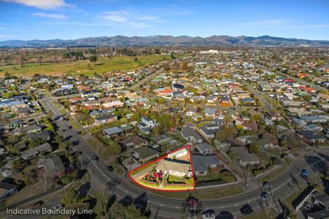 Photo of property in 305 Lake Terrace Road, Shirley, Christchurch, 8061