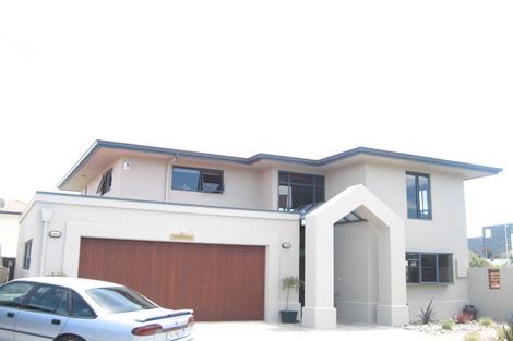 Photo of property in 5 Neptune Place, Waimairi Beach, Christchurch, 8083