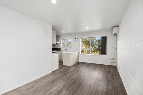 Photo of property in 10 Shaldon Crescent, Blagdon, New Plymouth, 4310
