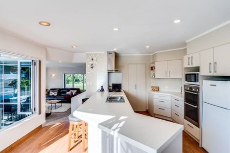 Photo of property in 29 Enfield Road, Hospital Hill, Napier, 4110