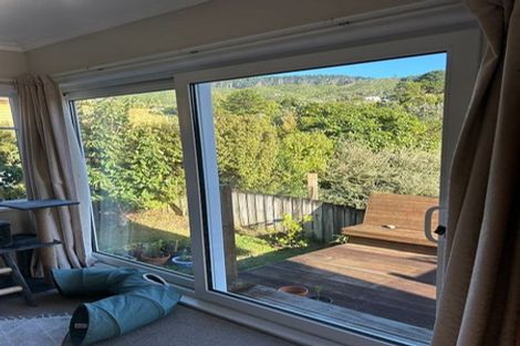 Photo of property in 9b Lincoln Avenue, Tawa, Wellington, 5028