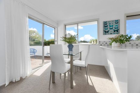 Photo of property in 23 Mandarin Place, Half Moon Bay, Auckland, 2012
