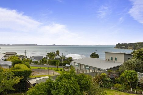 Photo of property in 4 De Luen Avenue, Tindalls Beach, Whangaparaoa, 0930