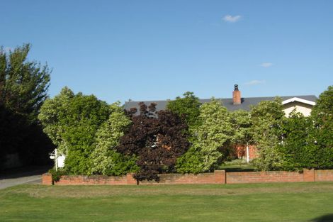 Photo of property in 4 Mcilraith Street, Darfield, 7510