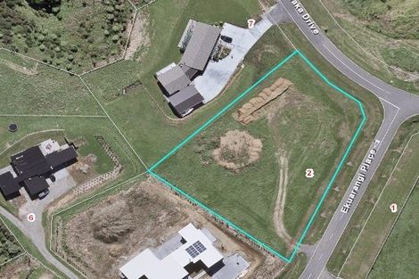 Photo of property in 2 Ekuarangi Place, Kaitake, New Plymouth, 4374