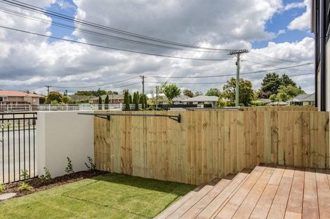 Photo of property in 2/32 Hammersley Avenue, Shirley, Christchurch, 8013