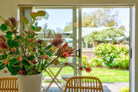 Photo of property in 112 Oxford Street, Tawa, Wellington, 5028