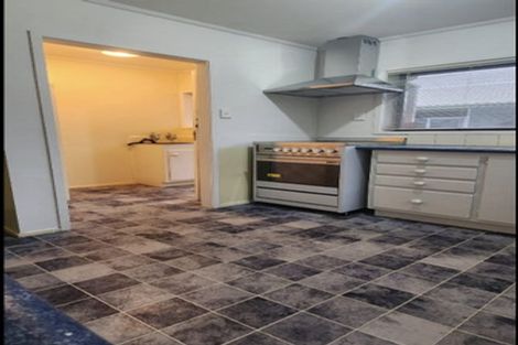 Photo of property in 1/190 Coronation Road, Hillcrest, Auckland, 0627