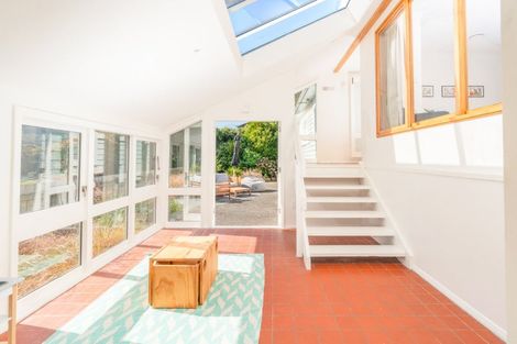 Photo of property in 104 Curtis Street, Northland, Wellington, 6012