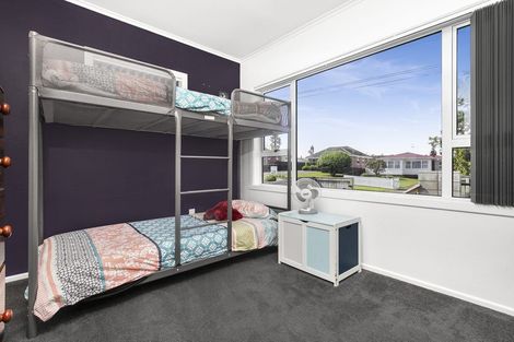 Photo of property in 34 Hallberry Road, Mangere East, Auckland, 2024