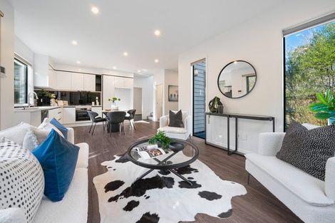 Photo of property in 2a Marina Road, Torbay, Auckland, 0630