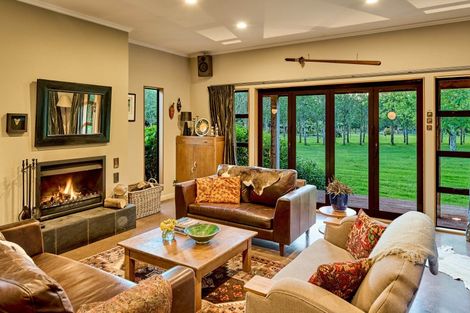 Photo of property in 96 Arcus Road, Te Horo, Otaki, 5582