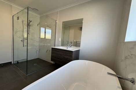 Photo of property in 44 Crossley Avenue, Woodend, 7610