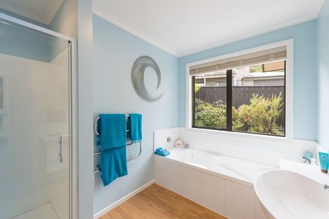 Photo of property in 5 Berkshire Place, Stoke, Nelson, 7011