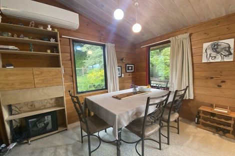 Photo of property in 4 Lydia Way, Karori, Wellington, 6012