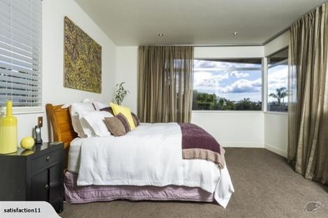 Photo of property in 15 Courtneys, West Harbour, Auckland, 0618