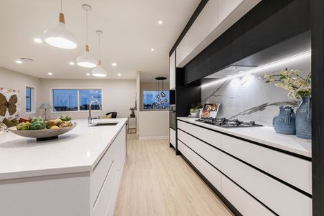 Photo of property in 7 Surf View Crescent, Red Beach, 0932