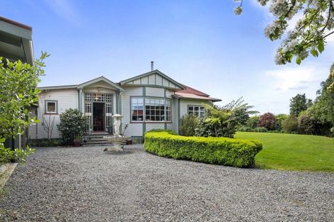 Photo of property in 18 Heatherlea Road West, Levin, 5575