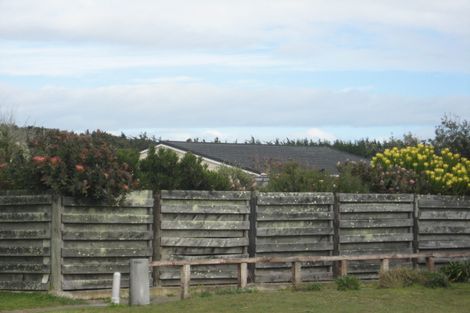 Photo of property in 27 Kahukura Avenue, Waitarere Beach, Levin, 5510