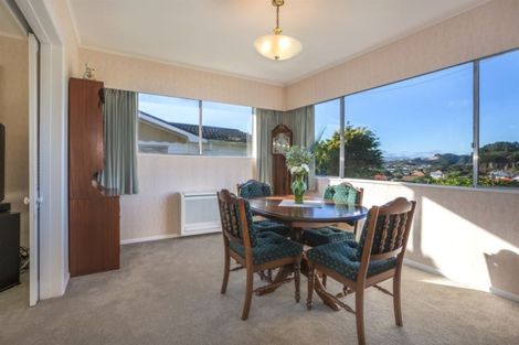 Photo of property in 33 Truscott Avenue, Johnsonville, Wellington, 6037
