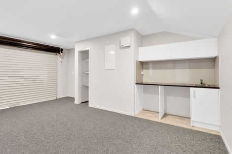 Photo of property in 8a Frederick Place, Whalers Gate, New Plymouth, 4310