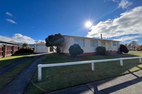 Photo of property in 14 Noni Street, Turangi, 3334