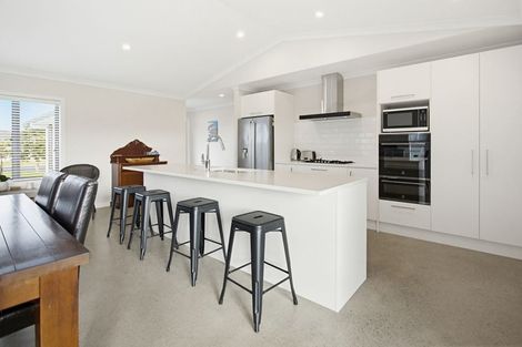 Photo of property in 89 Kupe Drive, Whitianga, 3510