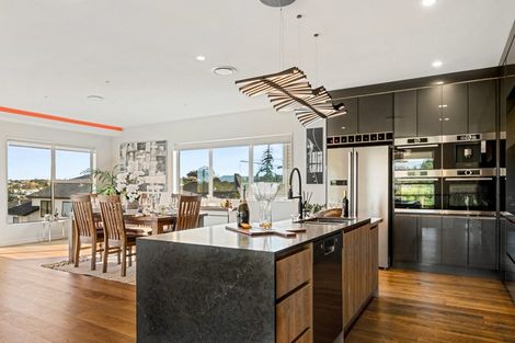 Photo of property in 6c Aralia Road, Sunnynook, Auckland, 0620