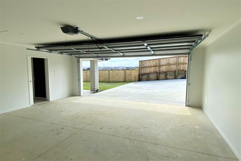 Photo of property in 57 Mclarin Road, Glenbrook, 2681