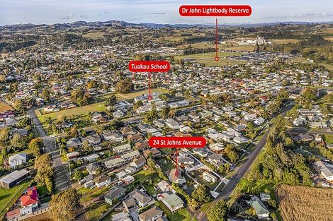 Photo of property in 24 Saint Johns Avenue, Tuakau, 2121
