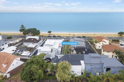 Photo of property in 49a The Esplanade, Eastern Beach, Auckland, 2012