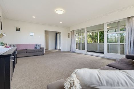 Photo of property in 6 Lee Road, Hannahs Bay, Rotorua, 3010