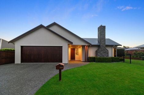 Photo of property in 35 Barrington Drive, Huntington, Hamilton, 3210