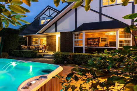 Photo of property in 424 Ruahine Street, Hokowhitu, Palmerston North, 4410