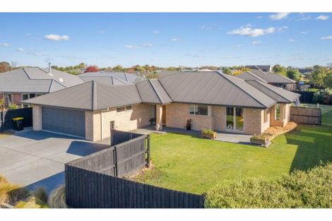 Photo of property in 13 Parkinson Place, Woodend, 7610