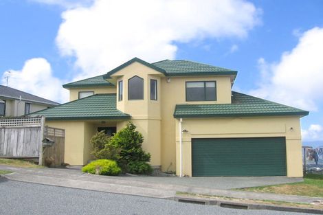 Photo of property in 99 Ashton Fitchett Drive, Brooklyn, Wellington, 6021