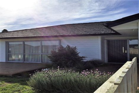 Photo of property in 1 Gardner Place, Otaki, 5512
