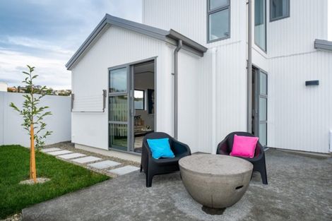 Photo of property in 5 Macaulay Street, Ahuriri, Napier, 4110