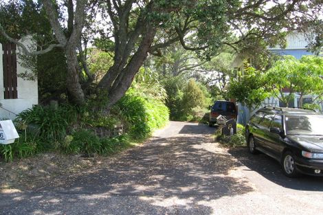 Photo of property in 6 Dalmeny Close, Murrays Bay, Auckland, 0630