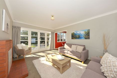 Photo of property in 35 Suva Street, Upper Riccarton, Christchurch, 8041