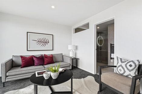 Photo of property in 11a Montgomery Avenue, Rothesay Bay, Auckland, 0630