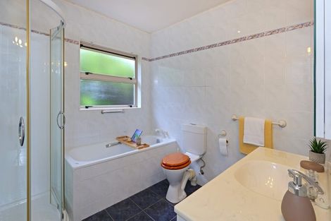 Photo of property in 139a Flanshaw Road, Te Atatu South, Auckland, 0610